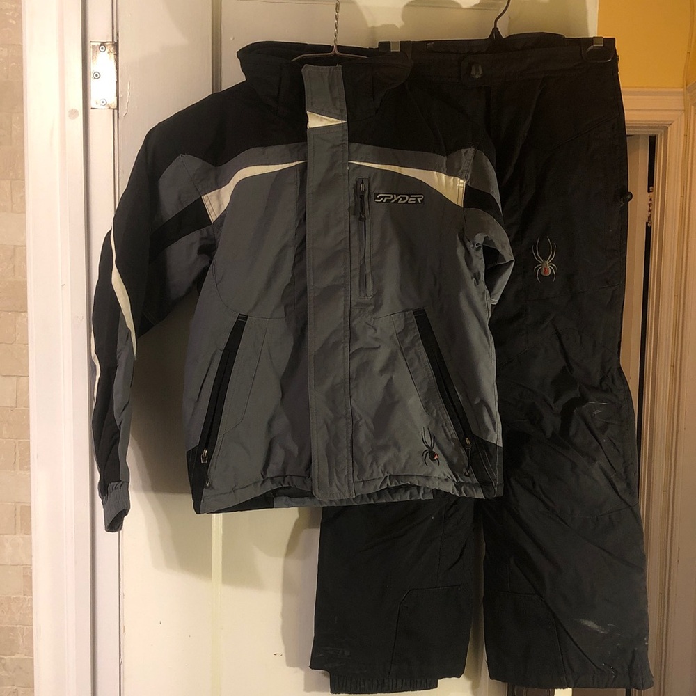 Spyder Black and Gray Kids Ski Jacket